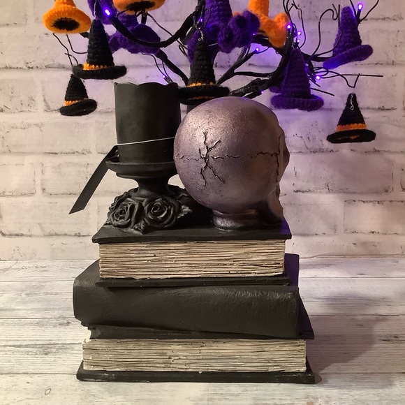 RACHEL ZOE 10in Metallic Skull On Book Stack - Picture 3 of 4